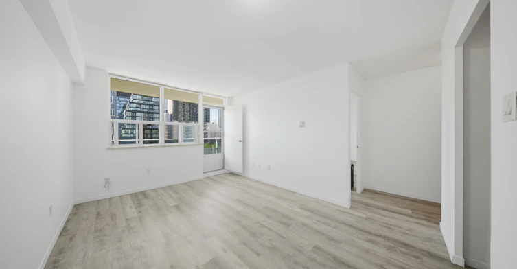 1110-30 Gloucester Street, Toronto, ON, M4Y 1L6 - 10