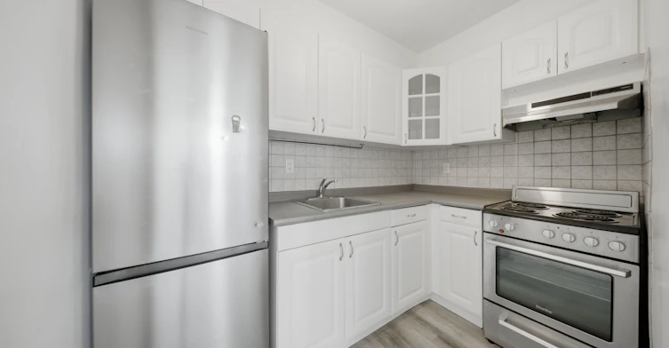 1110-30 Gloucester Street, Toronto, ON, M4Y 1L6 - 11