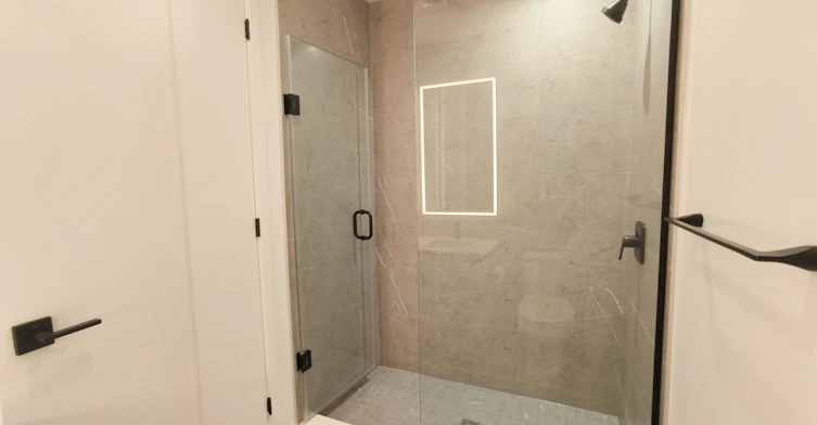 1704-609 Sherbourne Street, Toronto, ON, M4X 1K7 - 14