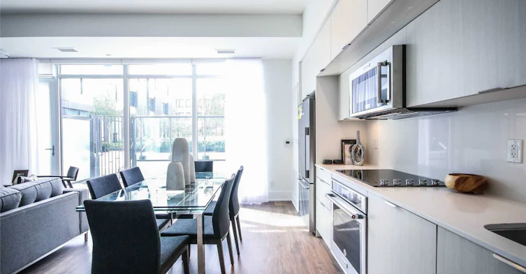 TH121-80 Vanauley Street, Toronto, ON, M5T 2H9 - 8