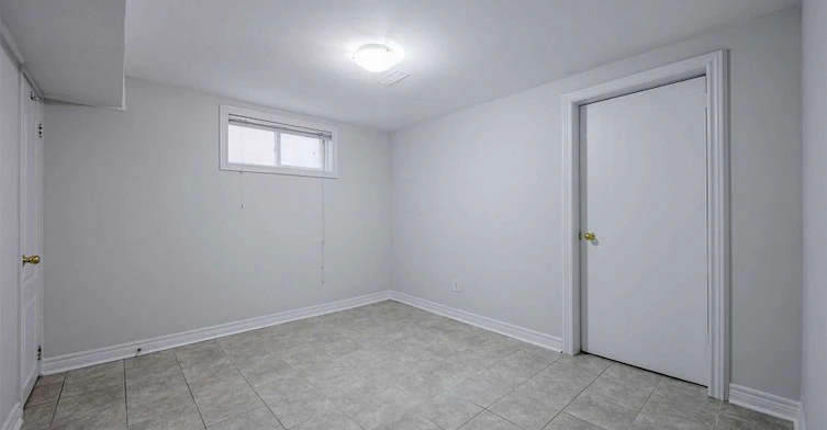 Bsmt-52 Farrell Avenue, Toronto, ON, M2R 1C9 - 17