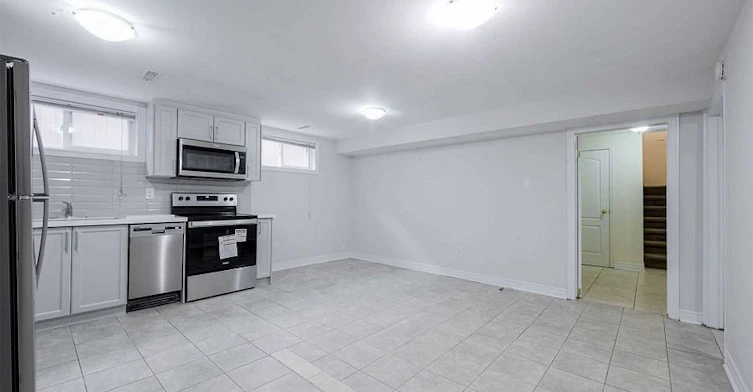 Bsmt-52 Farrell Avenue, Toronto, ON, M2R 1C9 - 8