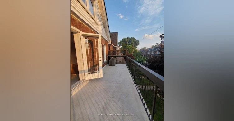 Upper-331 St Clarens Avenue, Toronto, ON, M6H 3W2 - 2