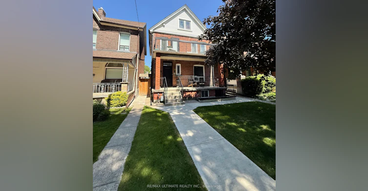 Upper-331 St Clarens Avenue, Toronto, ON, M6H 3W2