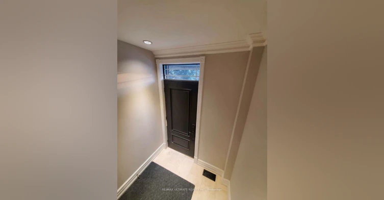 Upper-331 St Clarens Avenue, Toronto, ON, M6H 3W2 - 11