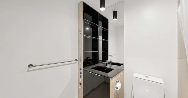 2514-70 Temperance Street, Toronto, ON, M5H 4E8 - 17