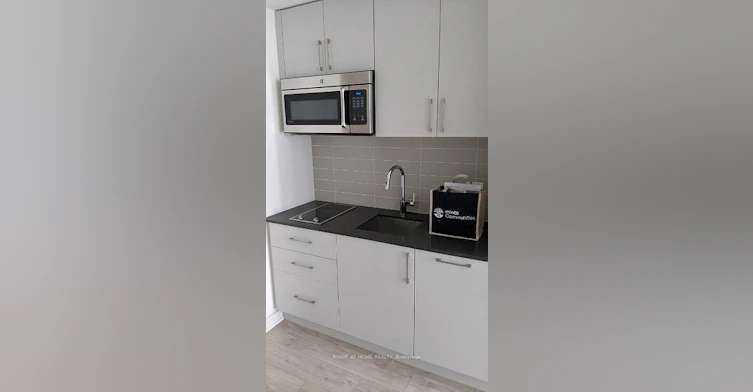 1212E-576 Front Street W, Toronto, ON, M5V 0P8 - 2