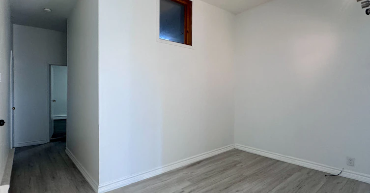3rd FL #2-450 Spadina Avenue, Toronto, ON, M5T 2G8 - 4