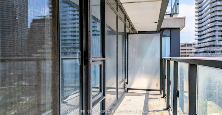 808-955 Bay Street, Toronto, ON, M5S 2A2 - 12