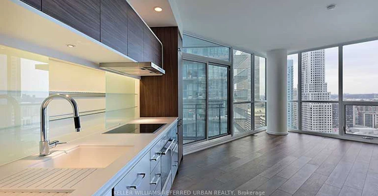 3512-45 Charles Street E, Toronto, ON, M4Y 0B8