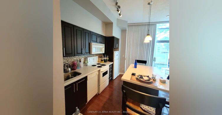 604-18 Yonge Street, Toronto, ON, M5M 3G5 - 3