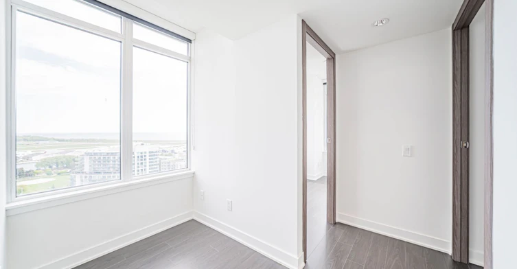 2302-17 Bathurst Street, Toronto, ON, M5V 0N1 - 17