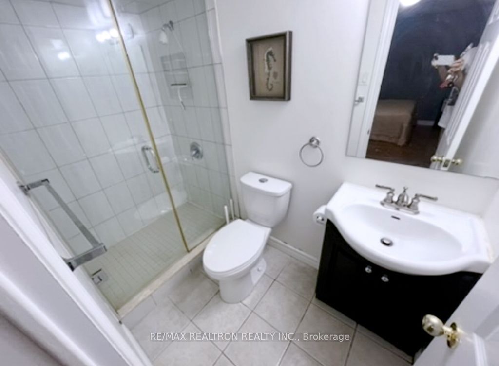 Bsmt-2 Greyhound Drive, Toronto, ON, M2H 1K3 - 8
