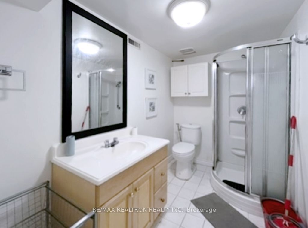 Bsmt-2 Greyhound Drive, Toronto, ON, M2H 1K3 - 11
