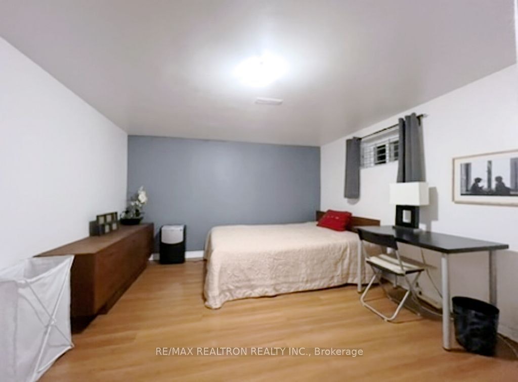 Bsmt-2 Greyhound Drive, Toronto, ON, M2H 1K3 - 7