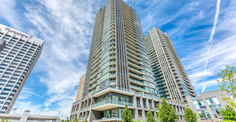 308-2 Sonic Way, Toronto, ON, M3C 0P2