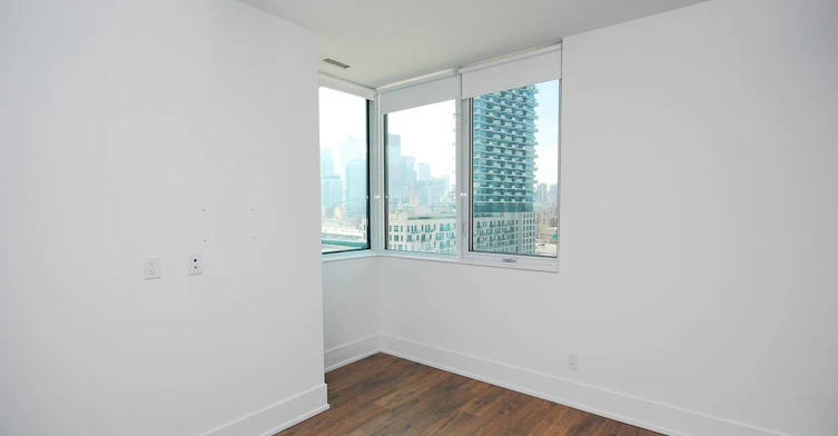 Gph24-1 Edgewater Drive, Toronto, ON, M5A 0L1 - 16