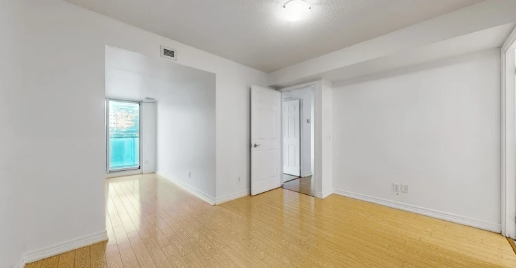 502-30 Grand Trunk Crescent, Toronto, ON, M5J 3A4 - 16
