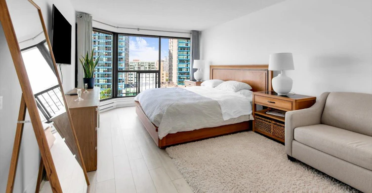 1304-65 Harbour Square, Toronto, ON, M5J 2L4 - 15