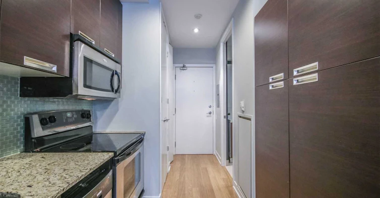 202-20 Stewart Street, Toronto, ON, M5V 1H6 - 4