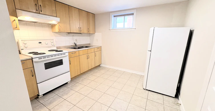 Basement-98 Newton Drive, Toronto, ON, M2M 2N1 - 5