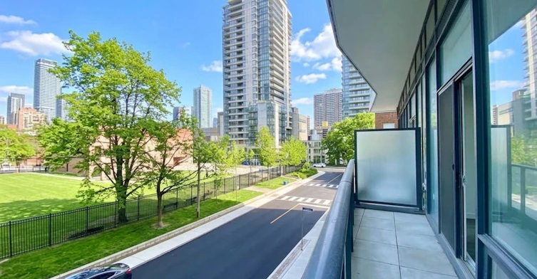 303-85 Wood Street, Toronto, ON, M4Y 0E8 - 6
