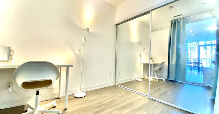 303-85 Wood Street, Toronto, ON, M4Y 0E8 - 12