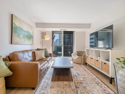 1112-35 Finch Avenue E - 4