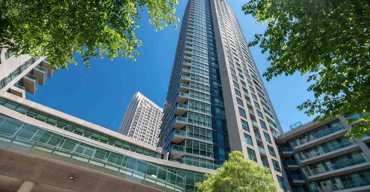2203-215 Fort York Boulevard, Toronto, ON, M5V 4A2