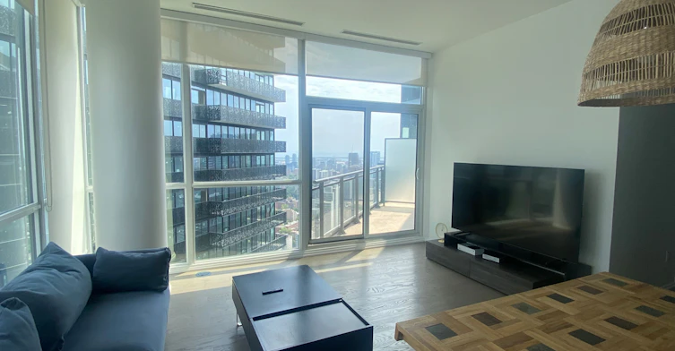 5310-45 Charles Street E, Toronto, ON, M4Y 0B8 - 2