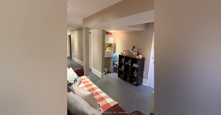 Basement-247 Lansdowne Avenue, Toronto, ON, M6K 2W2 - 10