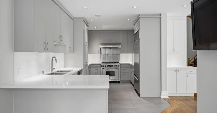 52 Shaftesbury Avenue, Toronto, ON, M4T 1A2 - 7