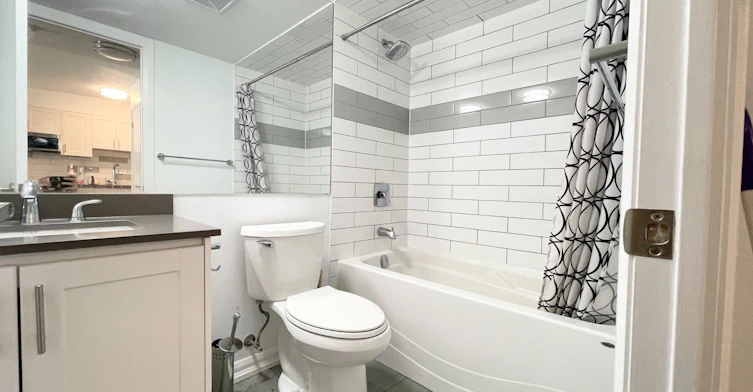 602-111 Elizabeth Street, Toronto, ON, M5G 1P7 - 17