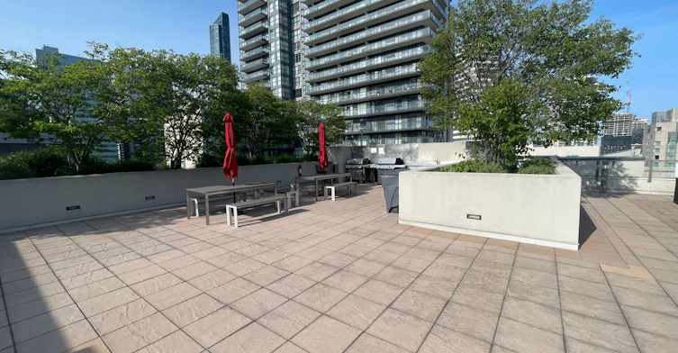 602-111 Elizabeth Street, Toronto, ON, M5G 1P7 - 4