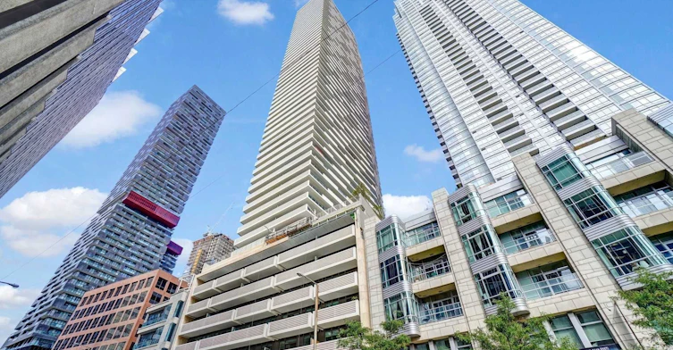3102-2221 Yonge Street, Toronto, ON, M4S 2B4