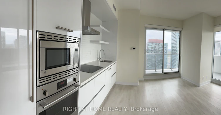 3102-2221 Yonge Street, Toronto, ON, M4S 2B4 - 11