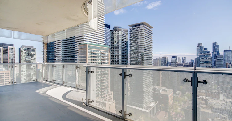 2504-1 Bloor Street E, Toronto, ON, M4W 0A8 - 19