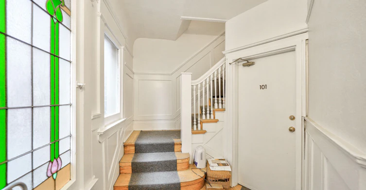 101-557 Markham Street, Toronto, ON, M6G 2L6 - 2