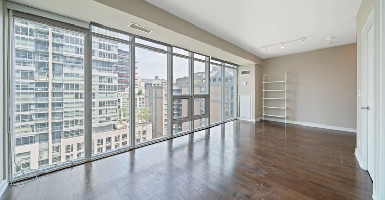 UPH13-21 Nelson Street, Toronto, ON, M5V 1T8 - 16