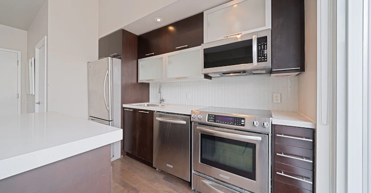UPH13-21 Nelson Street, Toronto, ON, M5V 1T8 - 6