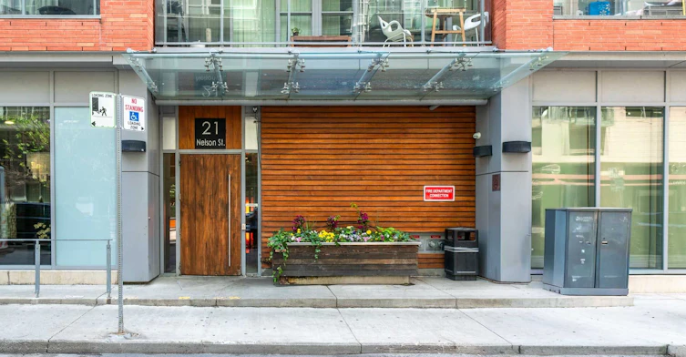 UPH13-21 Nelson Street, Toronto, ON, M5V 1T8 - 2