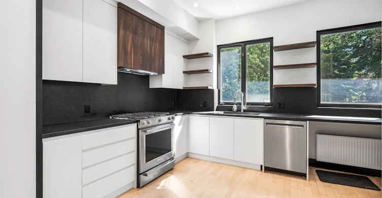 Main-97 Bedford Road, Toronto, ON, M5R 2K4 - 11