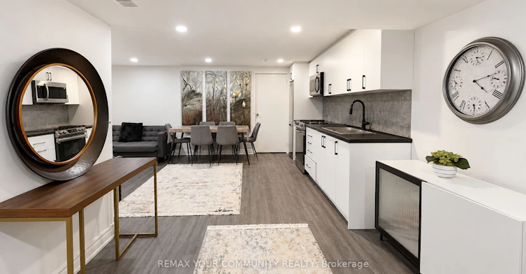 Lower-7 Digby Court, Toronto, ON, M2R 2X5 - 8