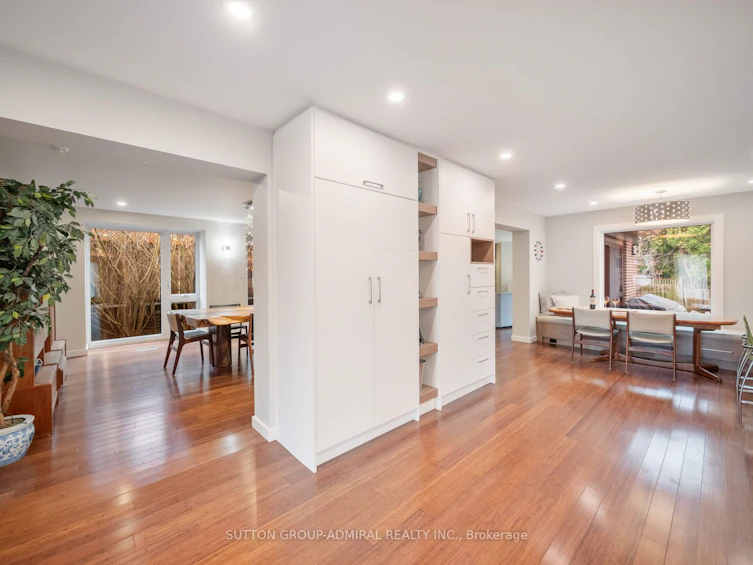 8 Foxdale Court, Toronto, ON, M2K 2P2 - 10
