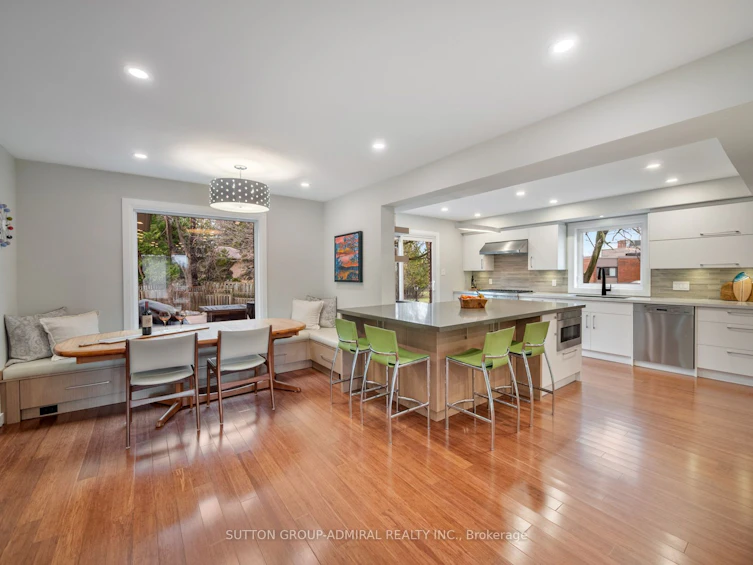 8 Foxdale Court, Toronto, ON, M2K 2P2 - 11