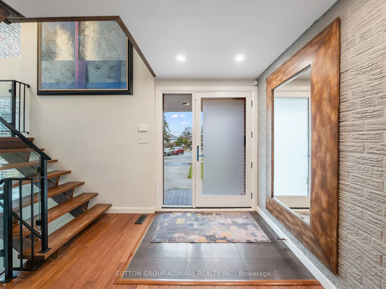 8 Foxdale Court, Toronto, ON, M2K 2P2 - 4