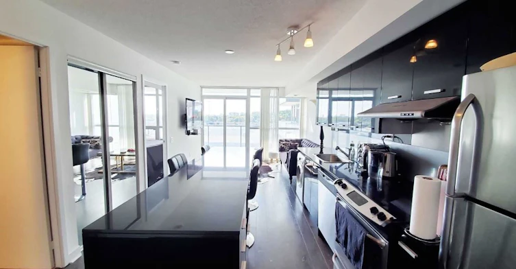 625-19 Singer Court, Toronto, ON, M2K 0B2 - 2