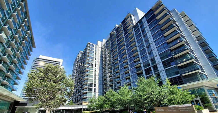 625-19 Singer Court, Toronto, ON, M2K 0B2
