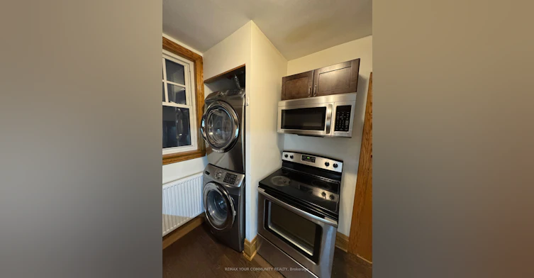 main-181 St Clair Avenue, Toronto, ON, M4T 1N9 - 7