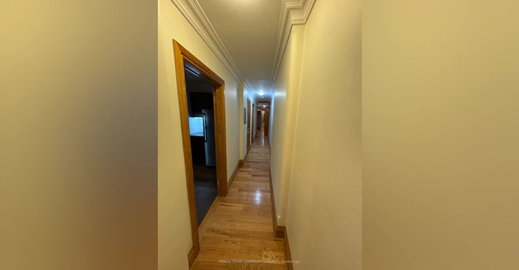 main-181 St Clair Avenue, Toronto, ON, M4T 1N9 - 5
